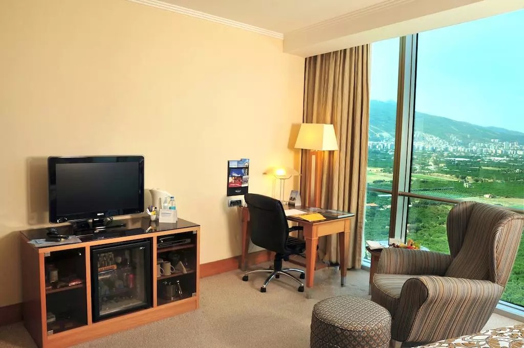 هتل ویندهام گرند ازمیر اوزدیلک ازمیر-مهرپرواز-1302